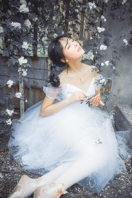 李丽珍《蜜桃成熟时》粤语原唱为何成经典？5大回忆杀揭秘！
